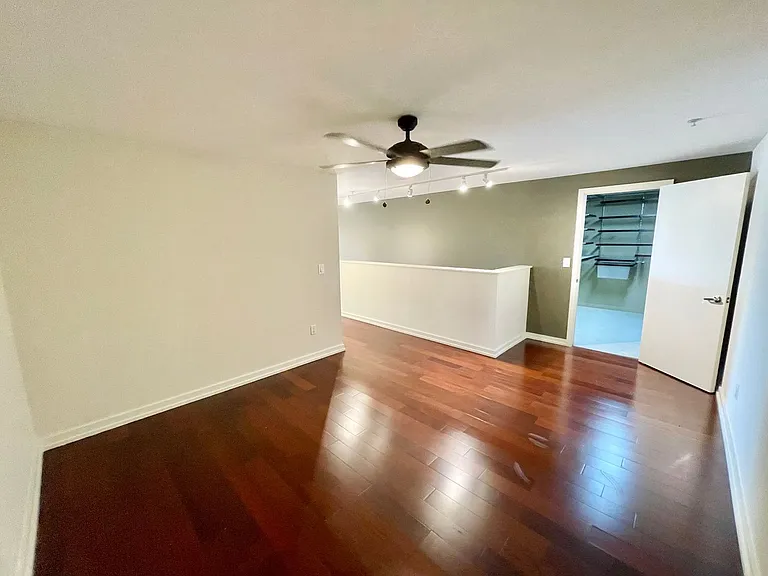 1247 Harrison St #10 — Photo 9