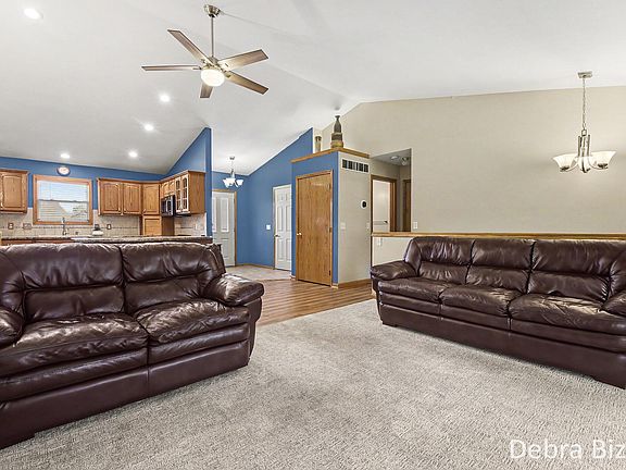 3rd image of 1573 Dexter Dr SW #41