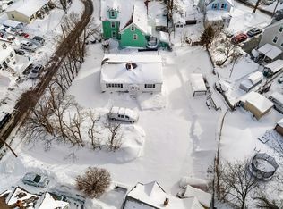 24 Lily St, Lynn, MA 01902