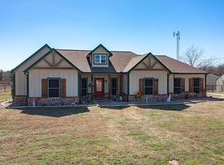 537 Paddack Rd, Montague, TX 76251