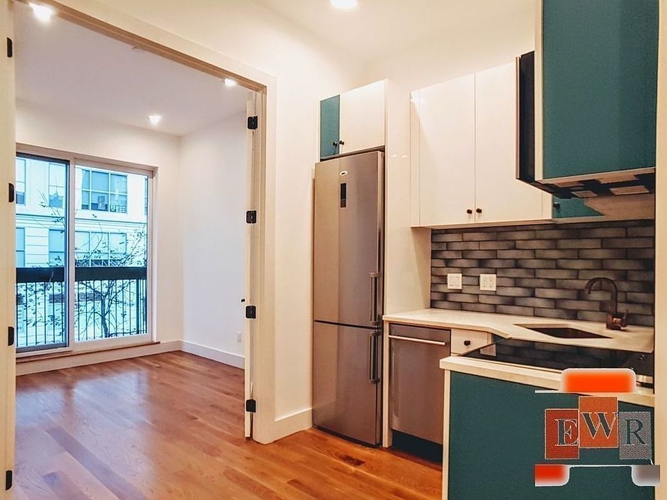 1st image of 509 Vanderbilt Ave #3E