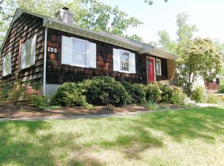 100 Elliott Cir, Oak Ridge, TN 37830