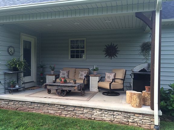 4th image of 121 Whitehall Ln