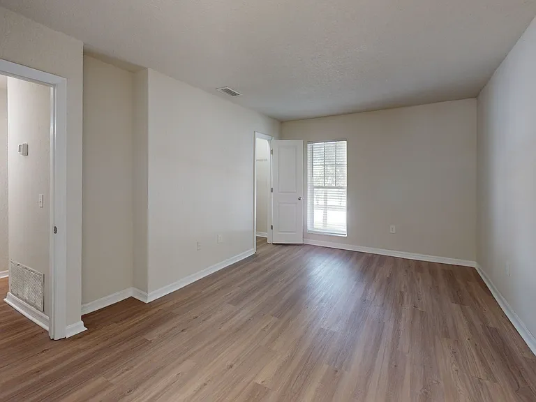 The Breyley Apartments — Photo 82