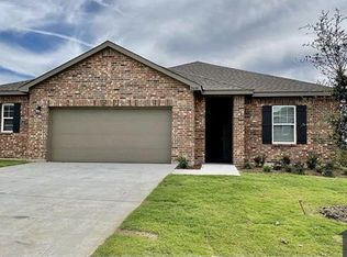 2636 Beech Creek Rd, Red Oak, TX 75154