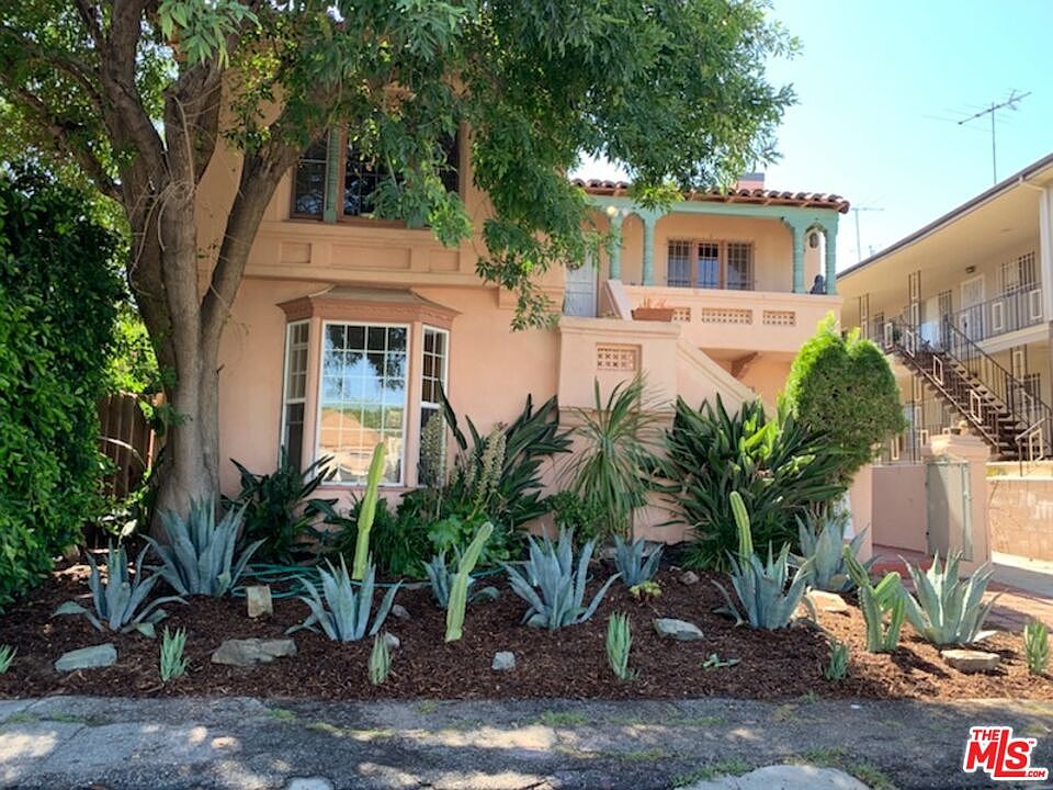 1st image of 931 S Holt Ave