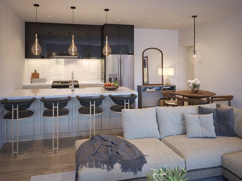 2nd image of 5526 N Magnolia Ave #32