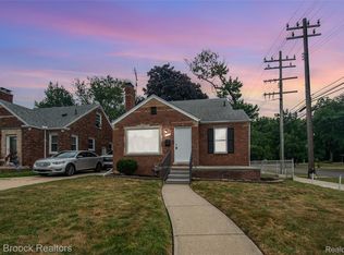 18904 Mallina St, Detroit, MI 48236