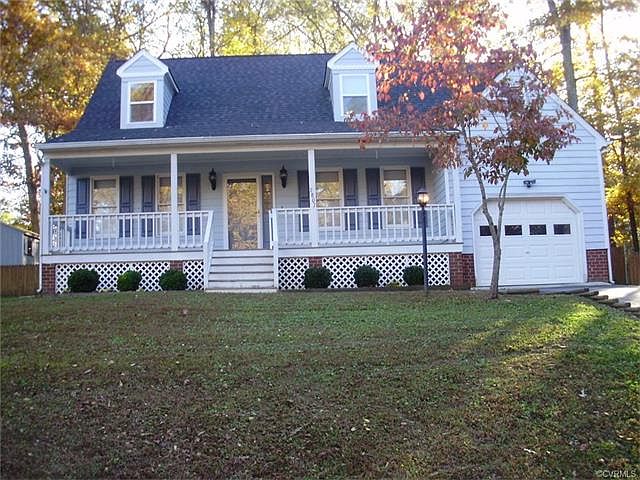 1st image of 2807 Anglewood Dr