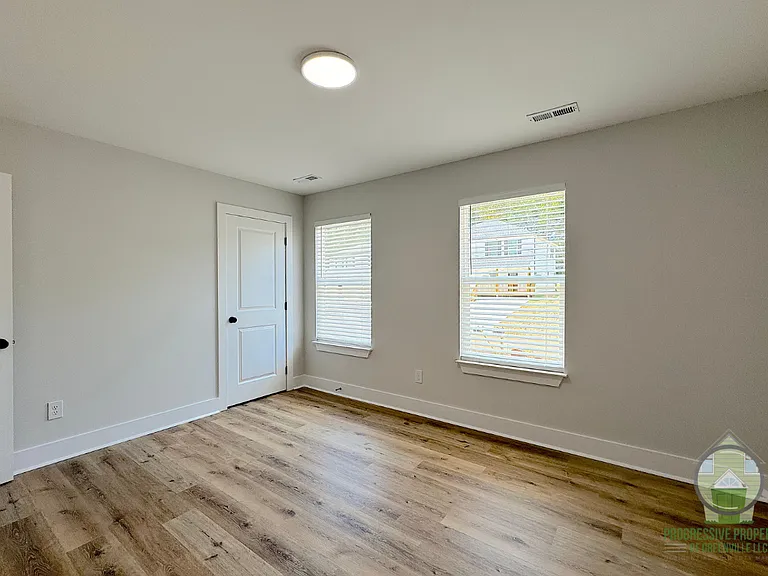 6 Robin Hood Rd #A — Photo 12