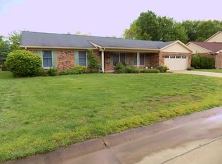 328 Brookview Dr, Evansville, IN