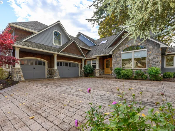1113 SW Courtney Laine Dr, McMinnville, OR 97128