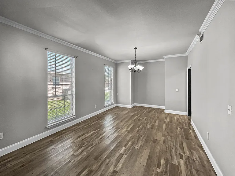 2132 Cliffside Dr — Photo 8