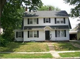 116 N Summit St, Bowling Green, OH 43402