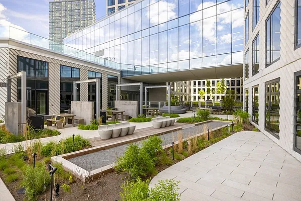 Rented by Brookfield (Funnel) | media 26