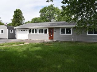 156 Kendall Rd, Kendall Park, NJ 08824