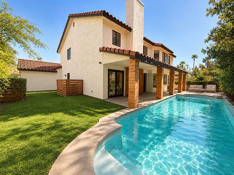 8909 Rocky Shore Dr — Photo 16