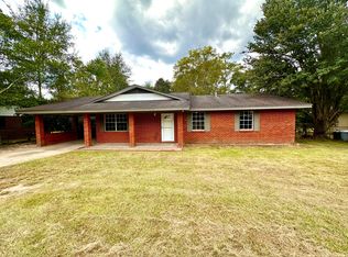 216 7th St, Purvis, MS 39475