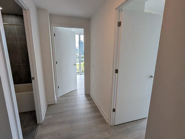 5858 Yonge St #1123 — Photo 8