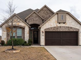 952 Cloudlock Dr, Saginaw, TX 76179