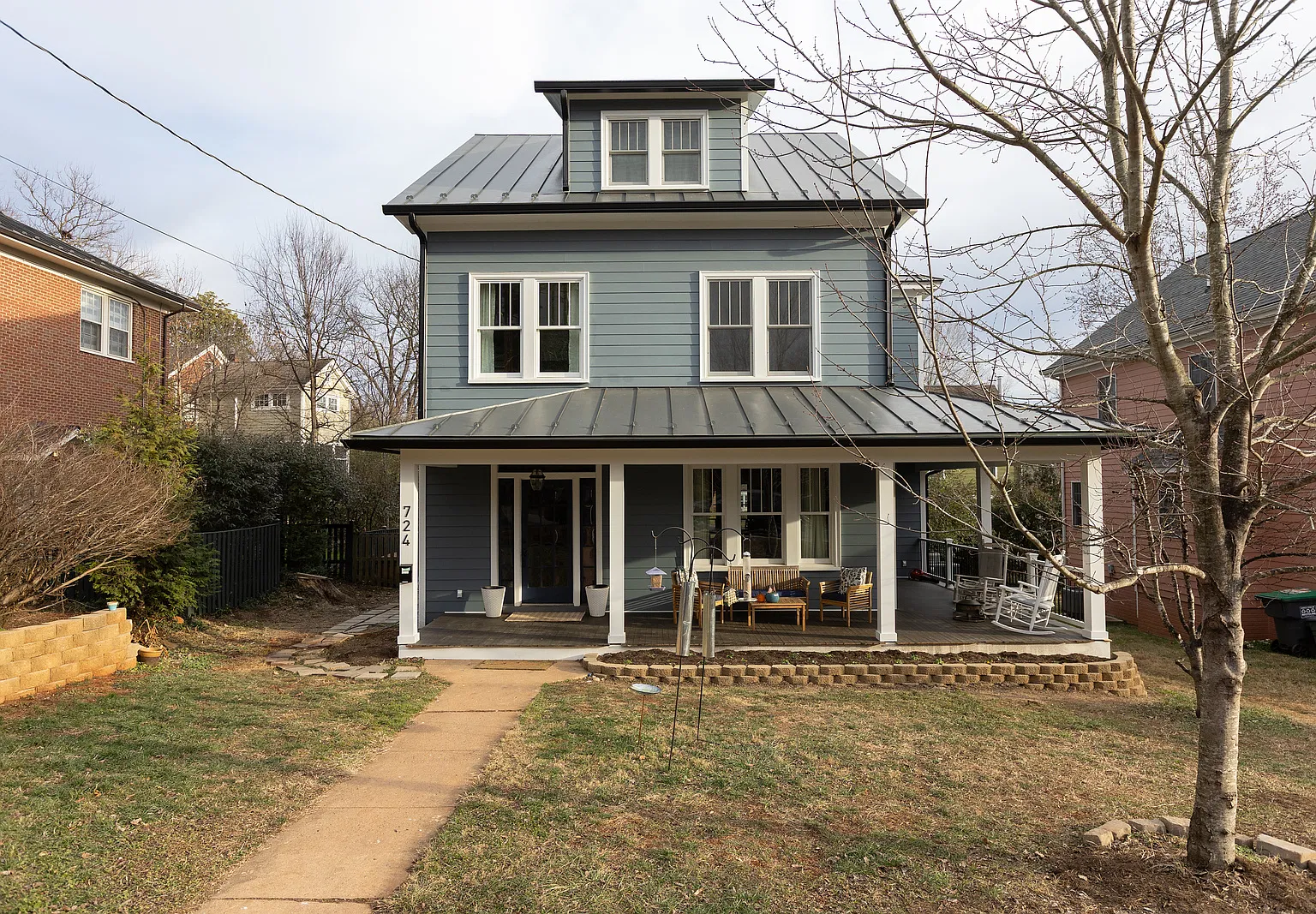 4 bed, 2.5 bath, 2567 sqft, $4,200 — Photo 1