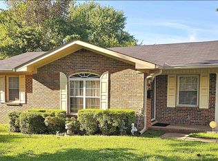 1804 Oxford Cir SW, Decatur, AL 35601