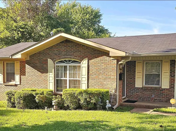 1804 Oxford Cir SW, Decatur, AL 35601