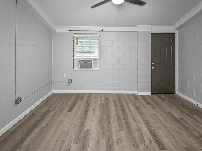 1315 Alliance St #2 — Photo 9