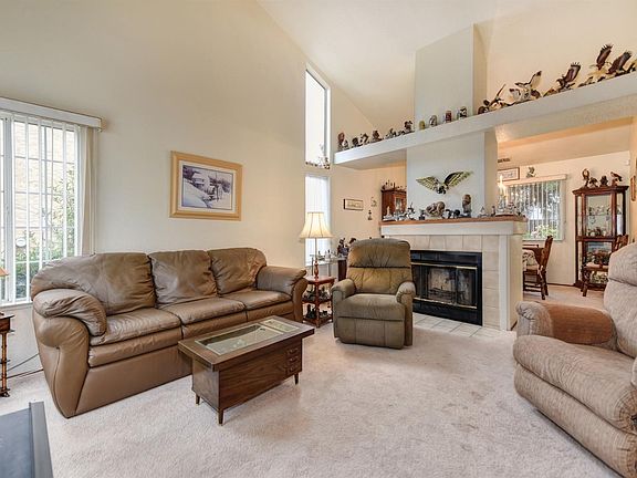 5th image of 634 Copper Way