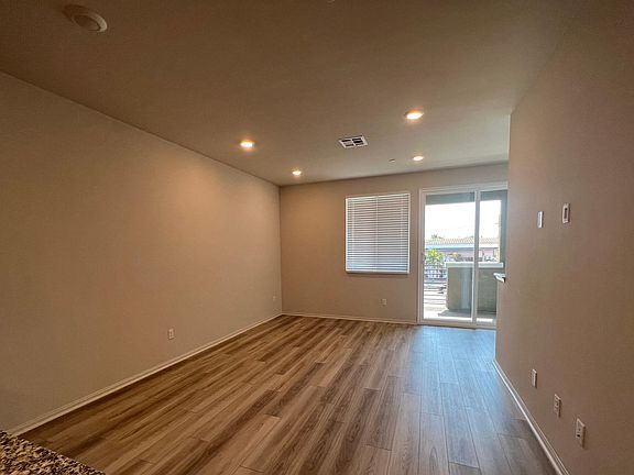 2nd image of 203 N Vincent Ave W