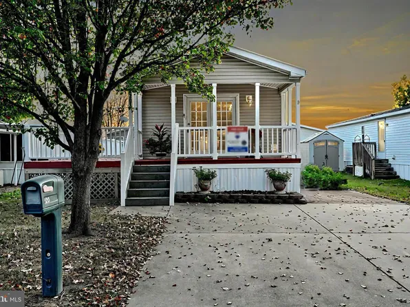 120 Covered Wagon Rd, Middle River, MD 21220