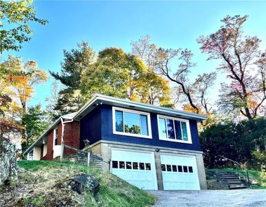 7335 Shannon Rd, Verona, PA, 15147