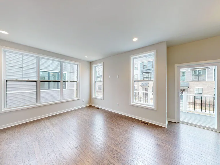 2907 Corston Rd — Photo 56