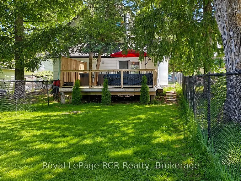 526 Alice St — Photo 15