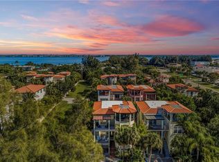 4005 4th Ave, Holmes Beach, FL 34217
