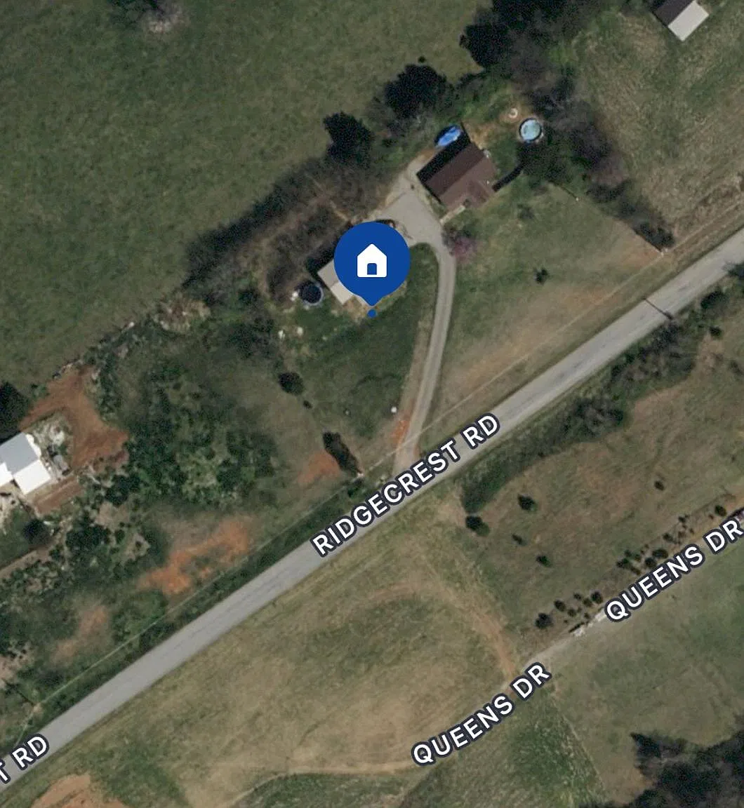 819 Ridgecrest Rd — Photo 3