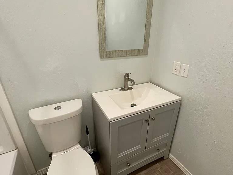 126 Deer Lake Dr #D — Photo 29