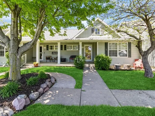 1312 SW Twin Gates Dr, Ankeny, IA 50023