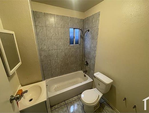 2nd image of 6009 S Halldale Ave