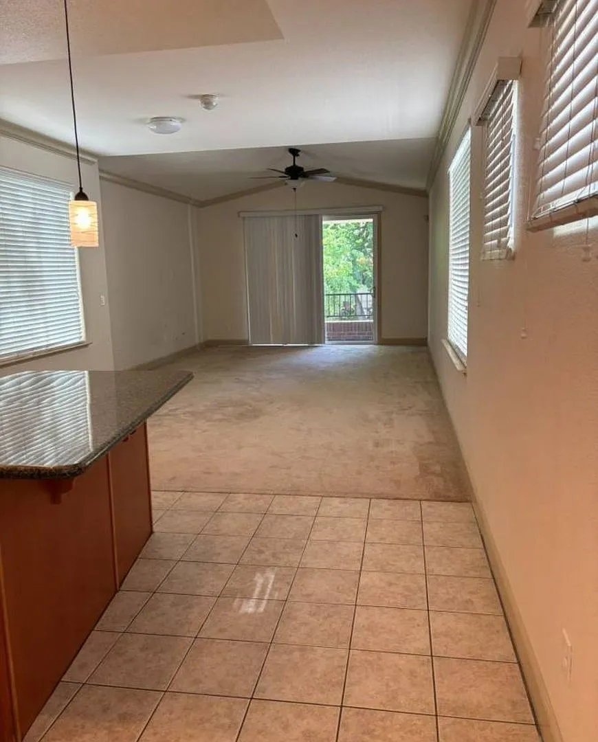 Building Photo - 7936 Montauban Ave