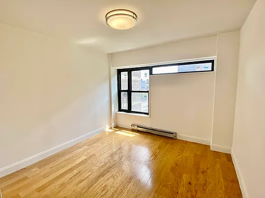 Rented by Bruma Realty LLC | media 6