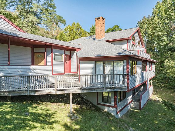 4th image of 33 Carinthia Road