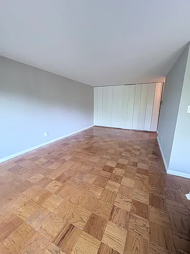 6001 Arlington Blvd Photo 1