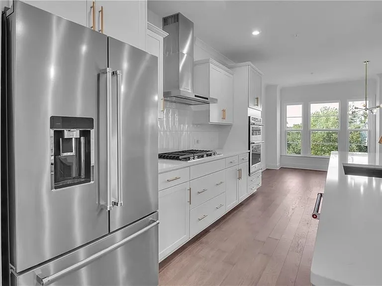 545 Whitlox Rd — Photo 9