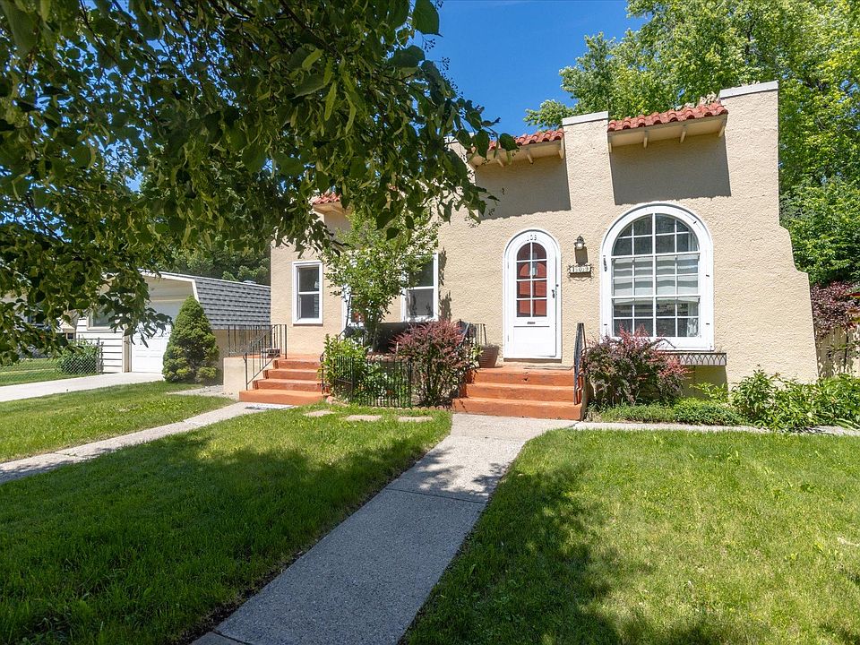 1st image of 111 Avenue C