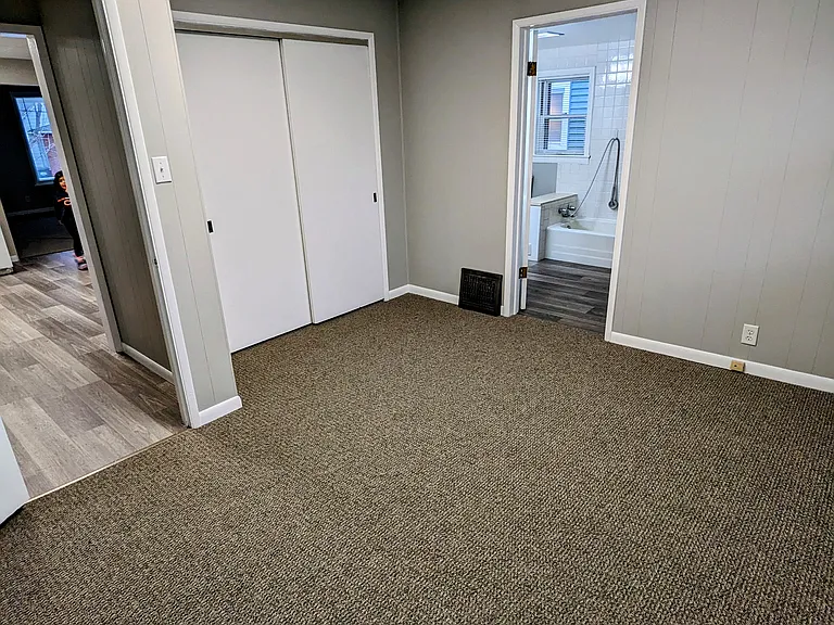 1014 Harrison Ave #1L — Photo 13