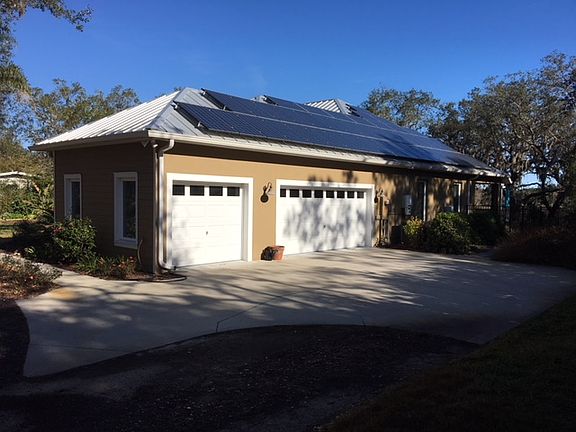 3 car Garage view