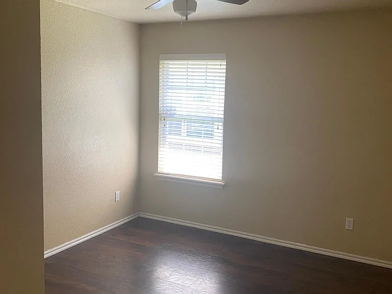 2604 Northern Hills Rd — Photo 45