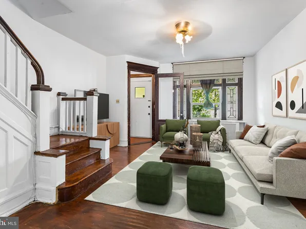 4311 Brown St, Philadelphia, PA 19104