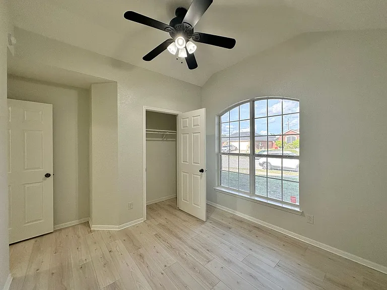 3705 Foxglove Ln — Photo 28